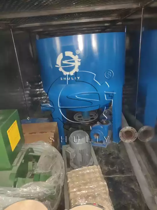 Paper pulp making machine